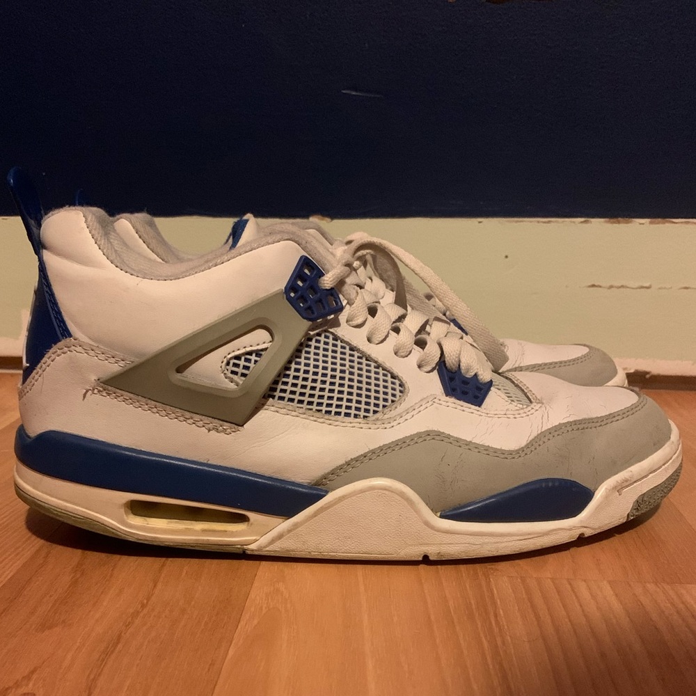 Men's Jordan 4s